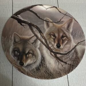 Vintage Bradford Exchange “Eyes Of Silence” Coyote Plate By Daniel Renn Pierce